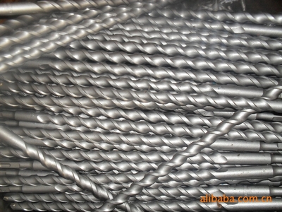 專業(yè)電錘鉆頭供應(yīng)商 非標(biāo)加長(zhǎng)型、六角五坑及開(kāi)孔器全解析